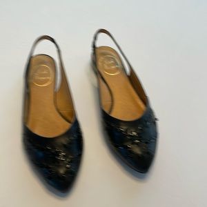 Black closed toe flats